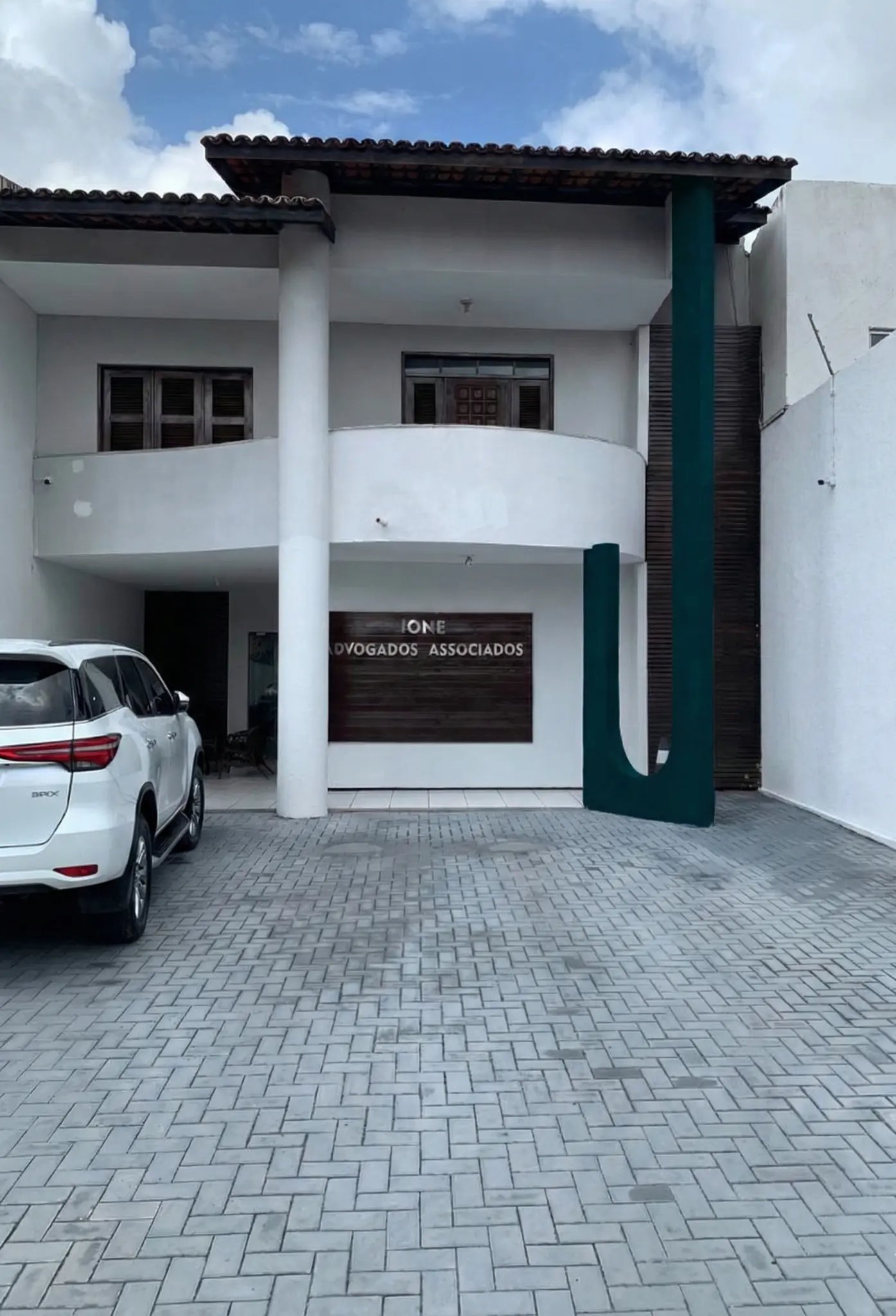 Escritório Ione Advogados